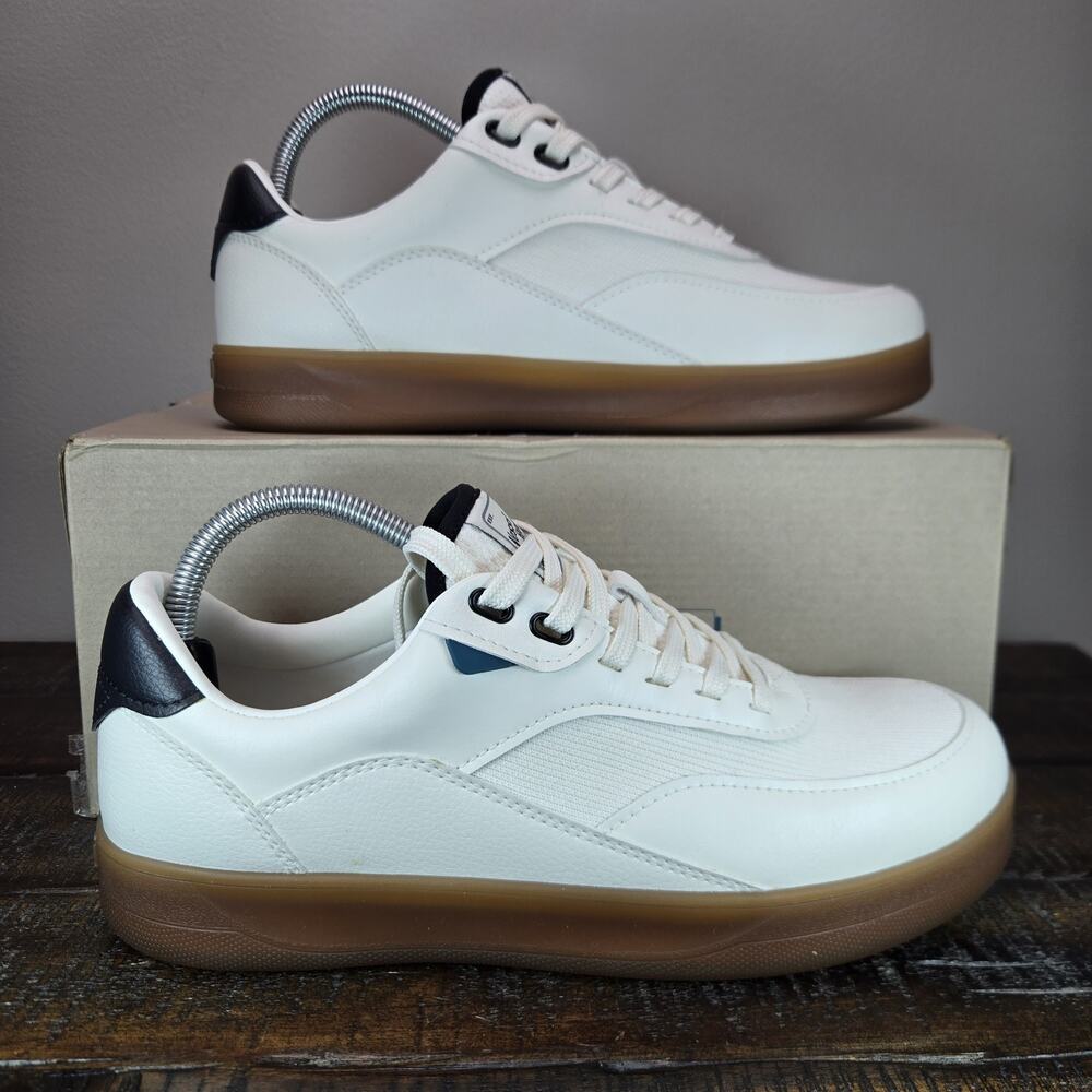 NEW Vessi Courtside Classic Mens Size 9 Waterproof Shoes Casual Off White Black